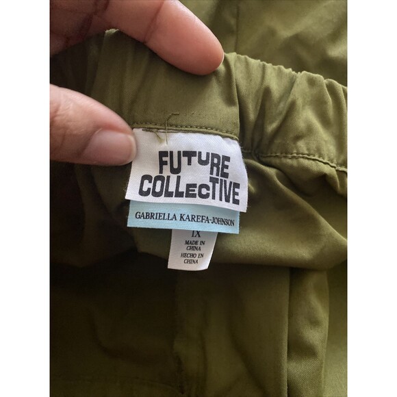 Future Collective Women’s plus size Green Pants ￼bottoms size 1X - Picture 3 of 5